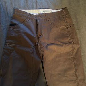 Men’s Iron & Resin pants, size 32